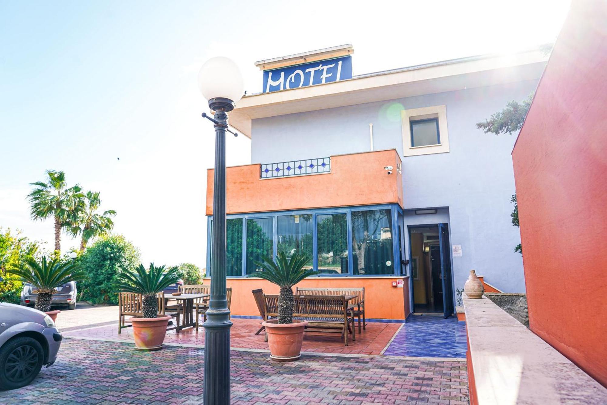 Motel - Hotel Nautico Pozzallo Exterior foto
