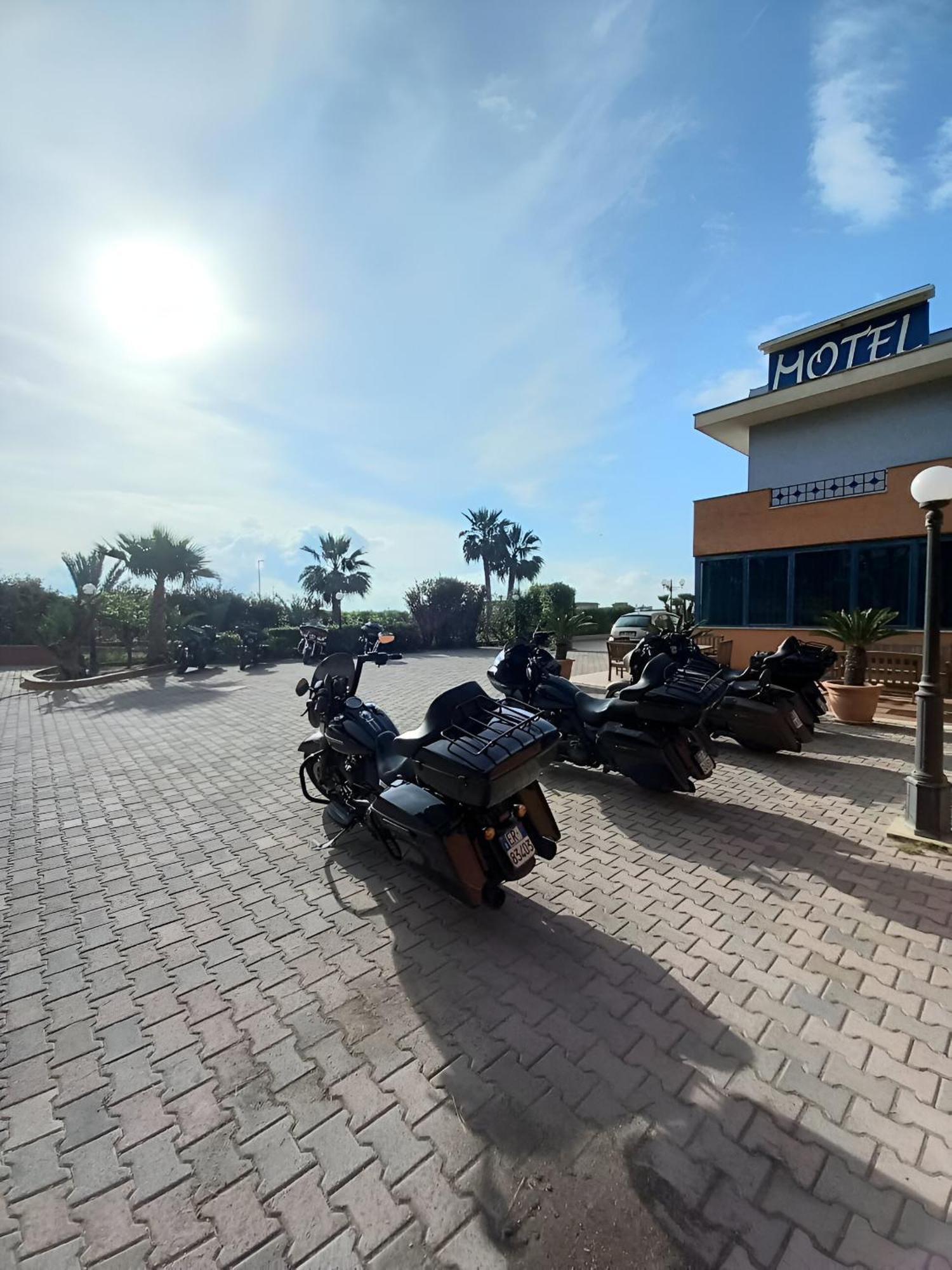 Motel - Hotel Nautico Pozzallo Exterior foto